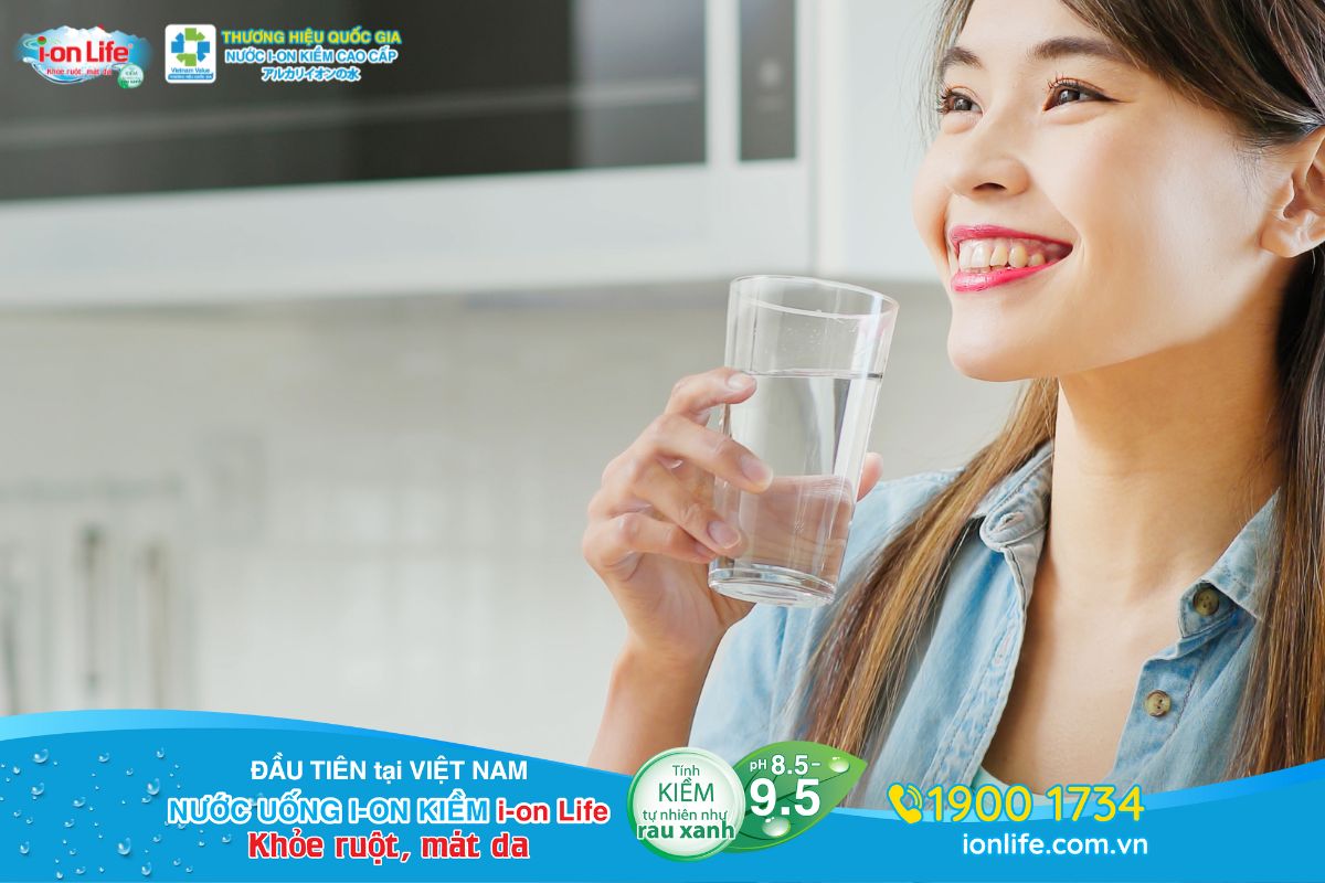 Uống nước cứng có thể bị đầy hơi, chướng bụng do trong nước có chứa muối canxi và magie khó tan