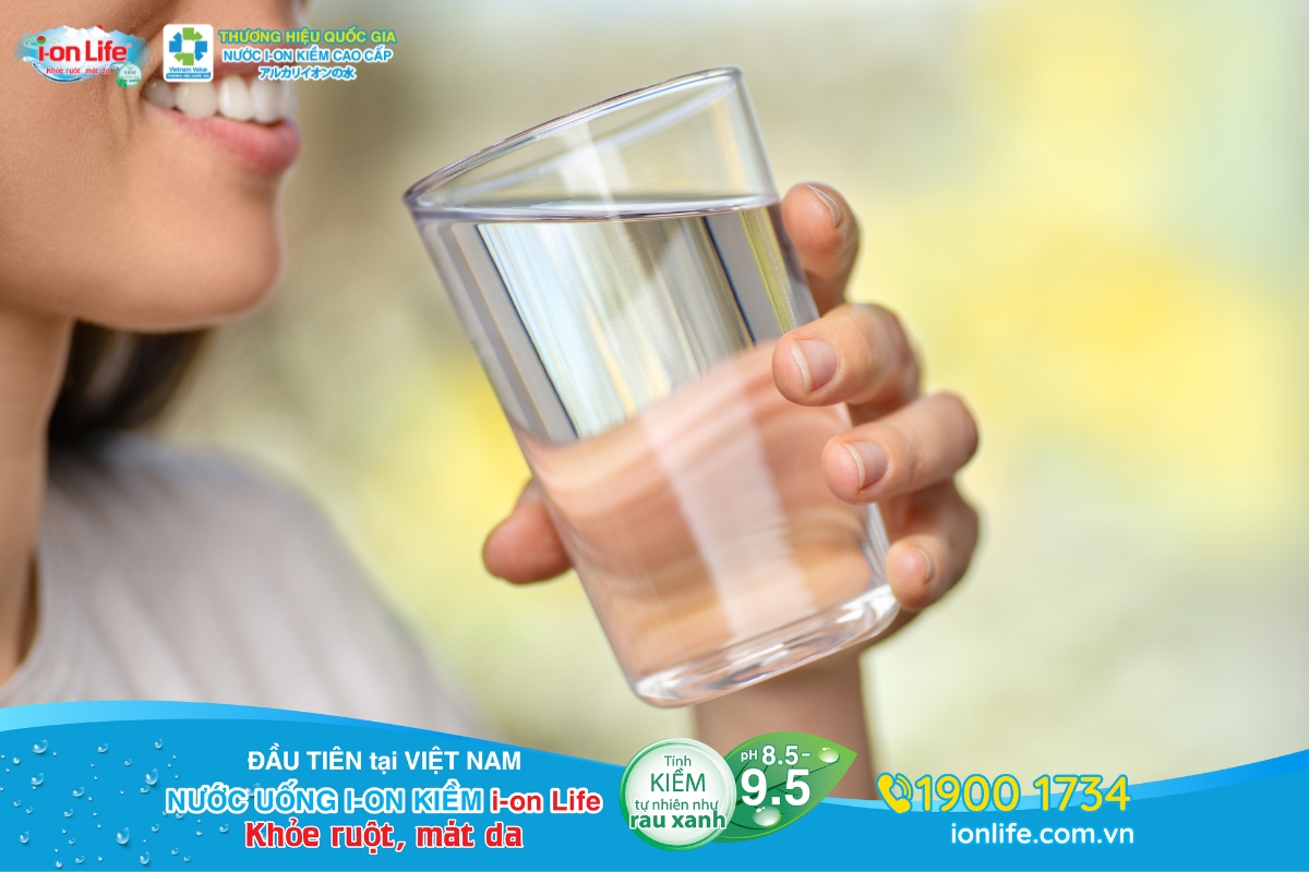 Nước ion kiềm có cấu trúc cụm phân tử nhỏ mịn hơn so với nước thông thường