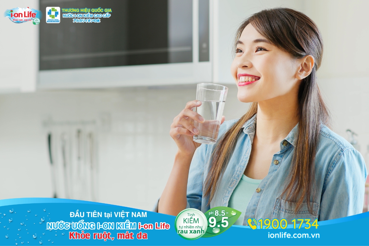 Hỗ trợ làm sạch sâu, loại bỏ bụi bẩn và dầu thừa tích tụ trên bề mặt da