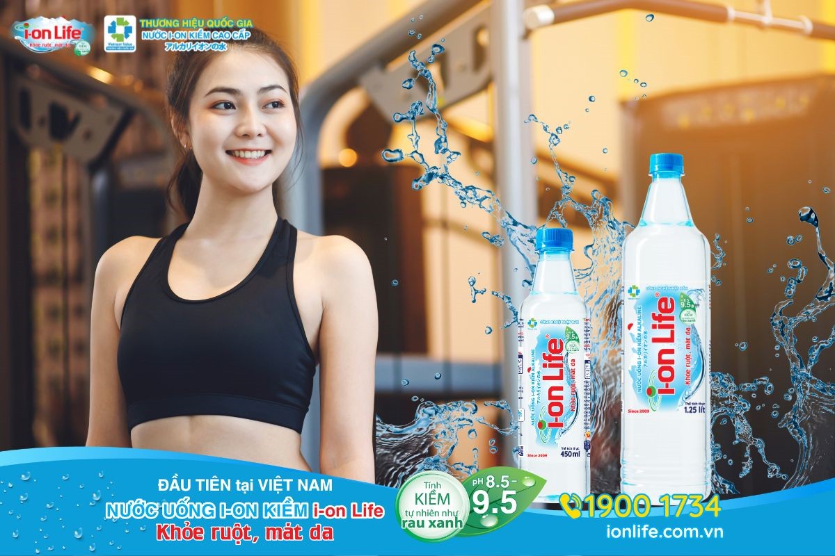 Hãy uống 0,4 lít nước i-on Life/10kg cân nặng giúp giữ ẩm làn da