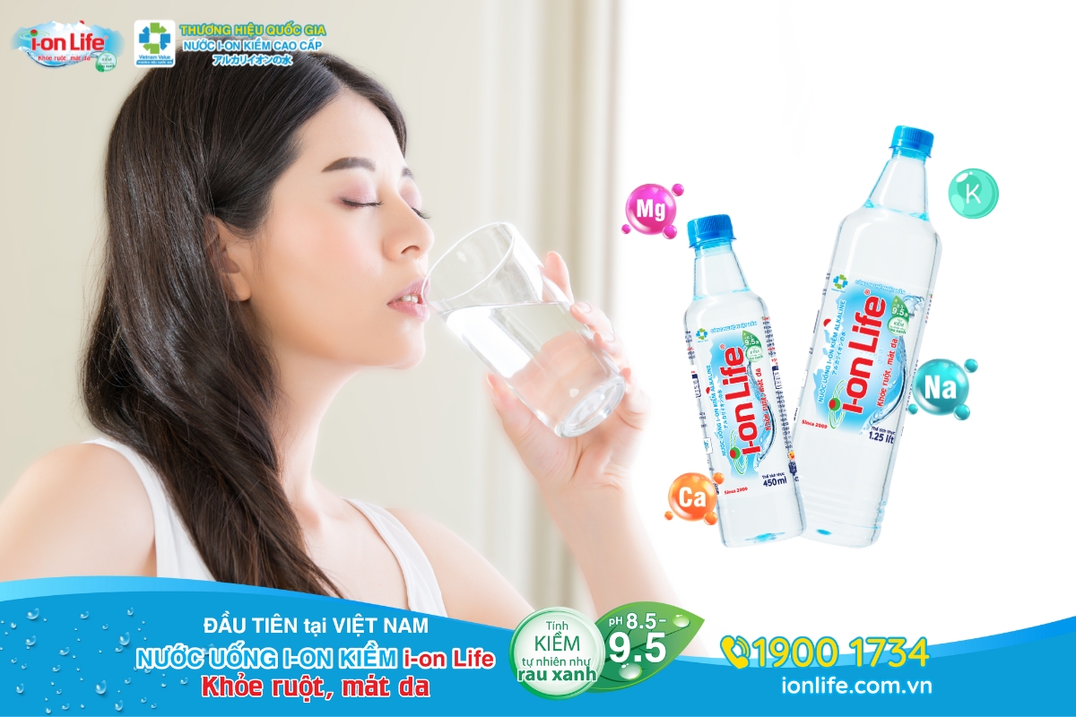 Nước i-on kiềm i-on Life uống ngày tết giúp cơ thể trung hòa acid và tăng cường sức khỏe